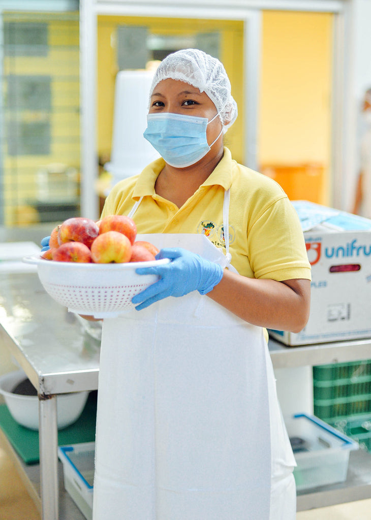 A NUESTROS CLIENTES, AMIGOS Y PROVEEDORES